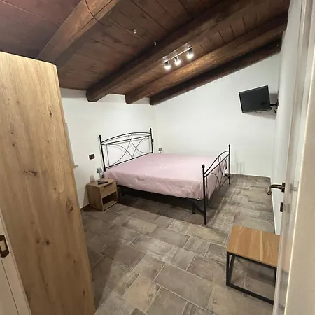 In Montagna Con Piscina Lodge